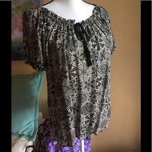 DONATED Grand and Greene top.  Size medium